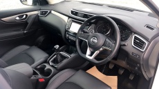 Nissan Qashqai 1.6 DiG-T Tekna [Glass Roof pack] 5dr Petrol Hatchback